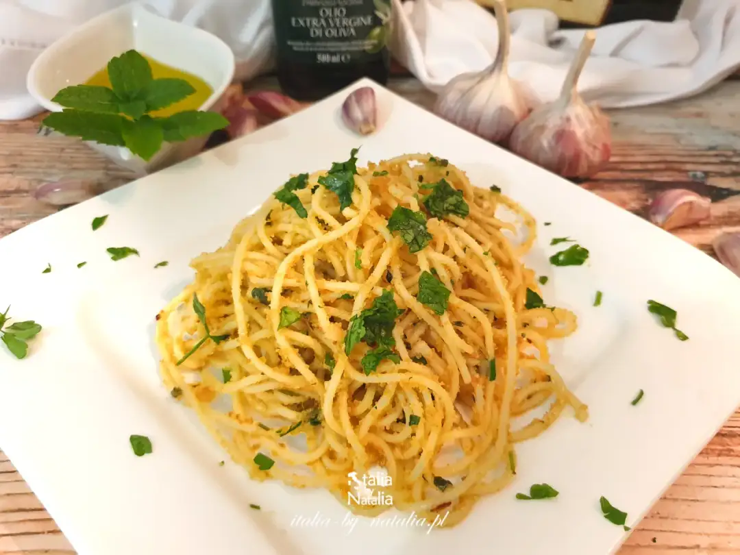 Spaghetti aglio olio Kwestia Smaku - prosty przepis na smakowite danie