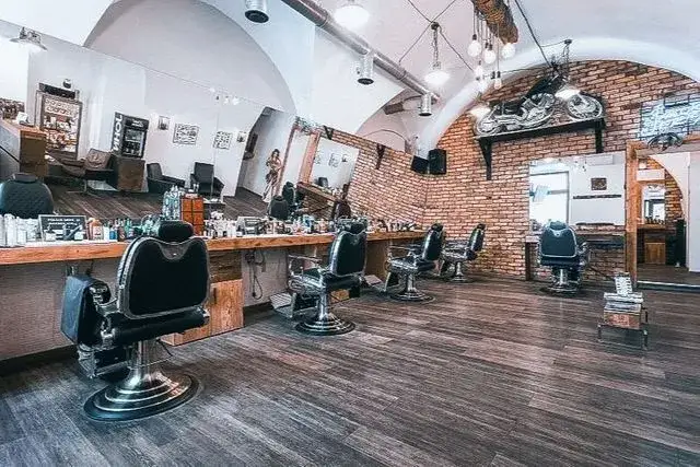 Dlaczego warto odwiedzić Barber House w Krakowie? Oto powody!