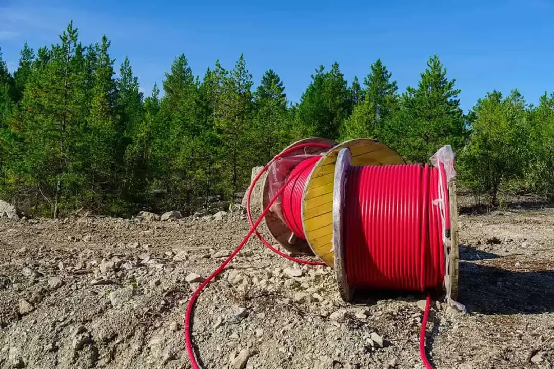 Uzbrojenie działki krok po kroku: Kompleksowy poradnik budowlany