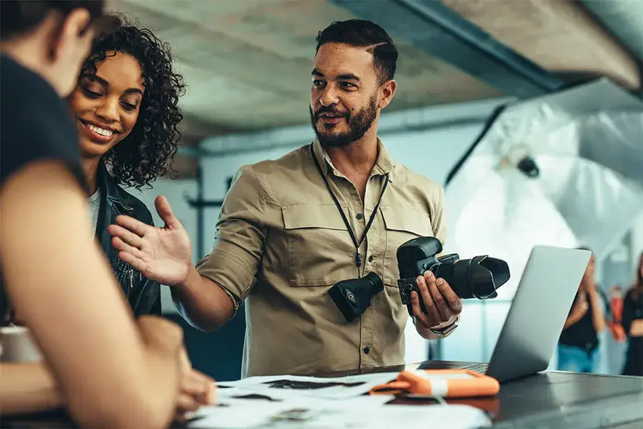 Jak zostać fotografem: kluczowe umiejętności i ścieżki kariery