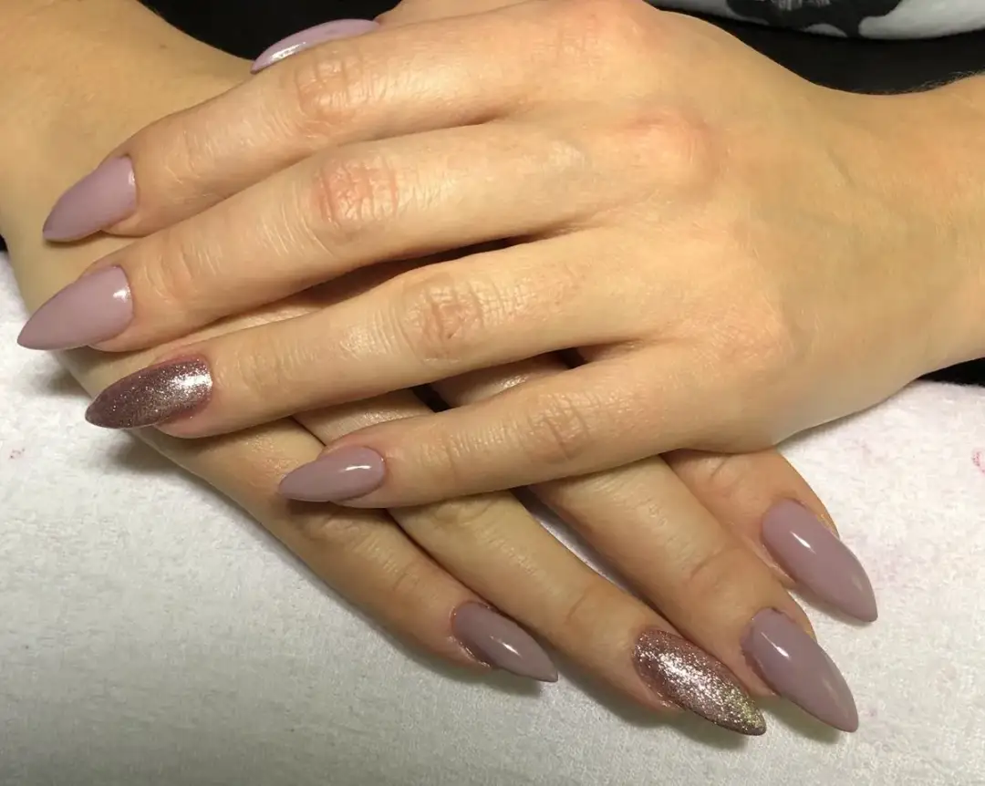 Jak zrobić paznokcie na formie - 9 kroków do perfekcyjnej stylizacji