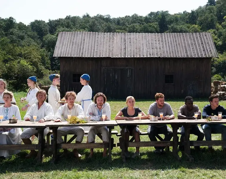 Filmy o sektach, które zmienią twoje spojrzenie na życie w grupach