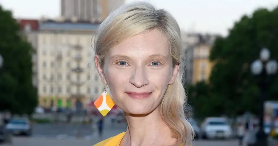 Z kim jest Agata Buzek? Odkryj szczegóły jej związku z Jacekiem Braciakiem