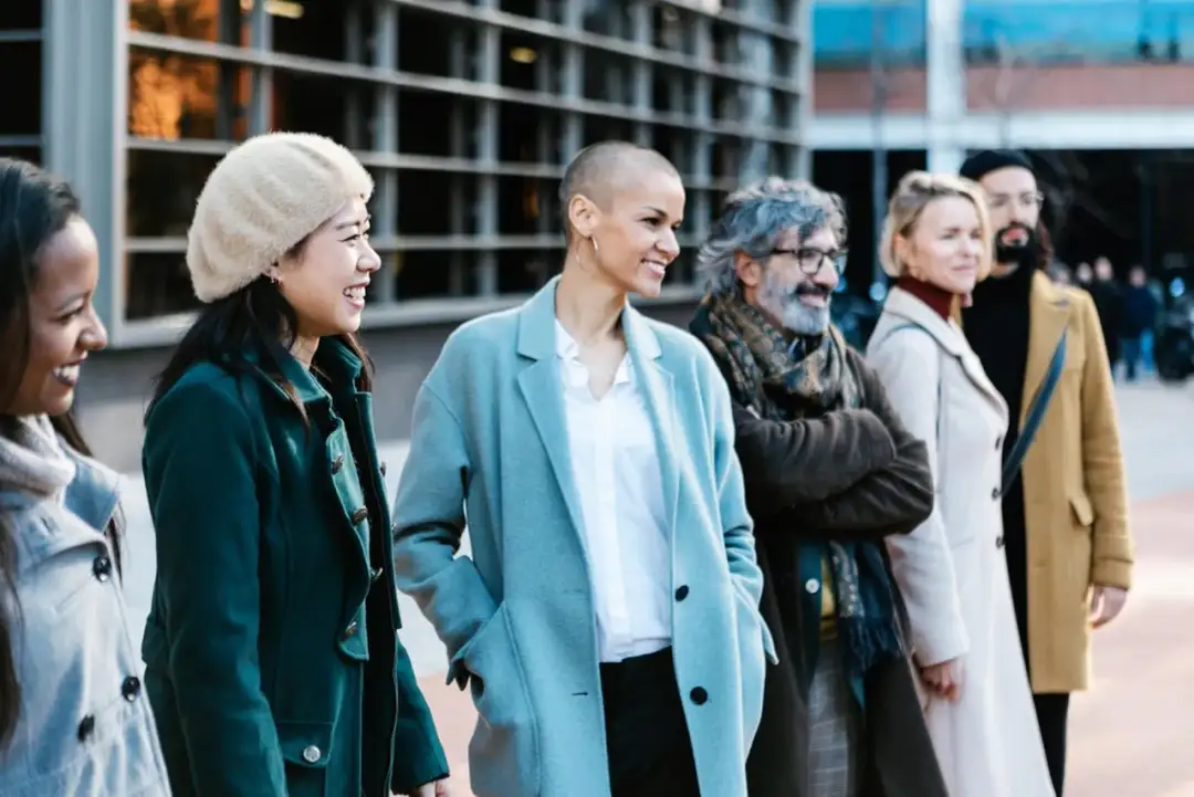 Modne stylizacje na 2025 - Czy wiesz co wybrać?