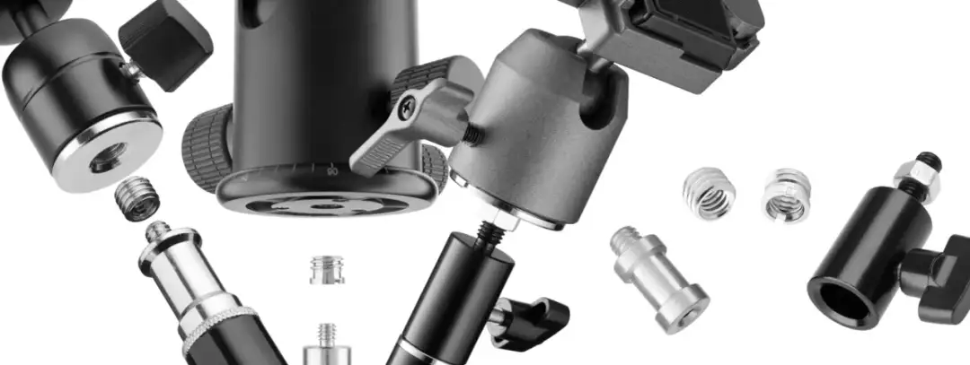 Jak zamontować aparat na statywie, by uniknąć niebezpiecznych wpadek?