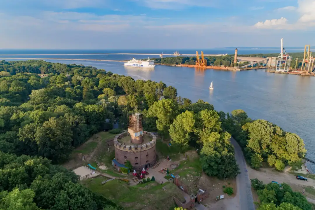 Co zwiedzić w Świnoujściu? Odkryj najciekawsze atrakcje i miejsca