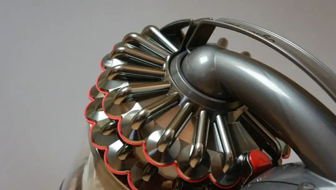 Dlaczego Dyson jest taki drogi? Odkryj ukryte powody wysokiej ceny