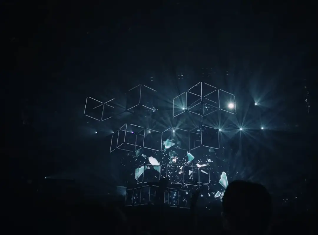 Świat usług cyfrowych bez tajemnic: jak wybierać platformy i dbać o bezpieczeństwo