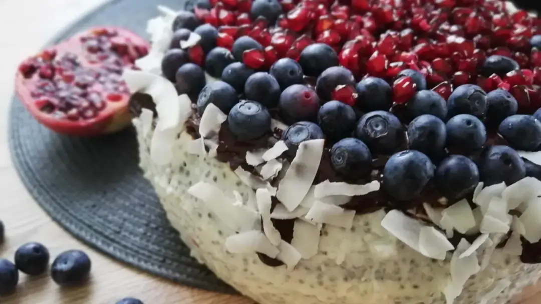 Jak zrobić pyszny fit tort - najlepsze zdrowe przepisy bez cukru i mąki