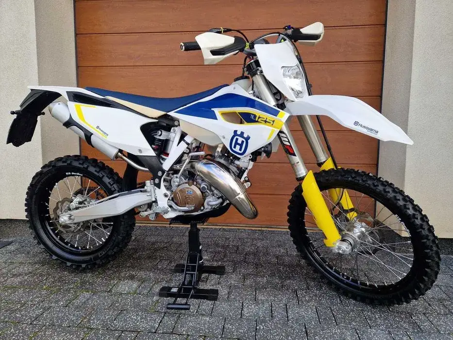 Husqvarna motocykle cennik – poznaj ceny nowych i używanych modeli