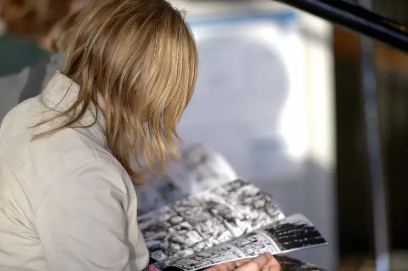 Jak czytać komiksy: Kluczowe techniki i tajniki dla każdego fana