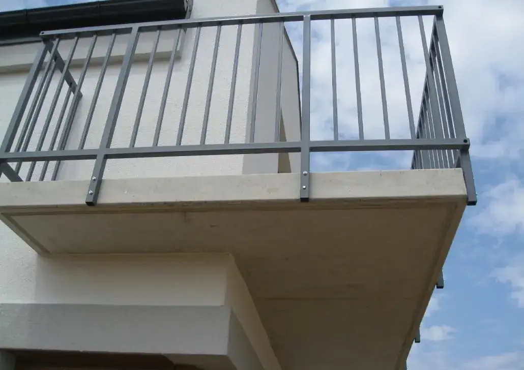 Balkony prefabrykowane w Poznaniu: ceny, firmy i zalety montażu