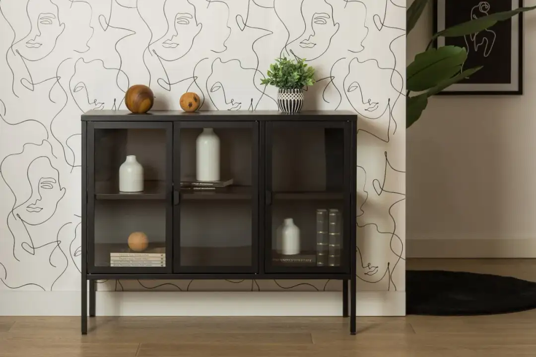 Nowoczesne witryny do salonu - jak wykorzystują je w projektach designerzy?