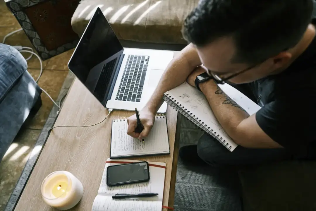 Stres I Sen: Małe Zmiany, Które Dają Duży Efekt