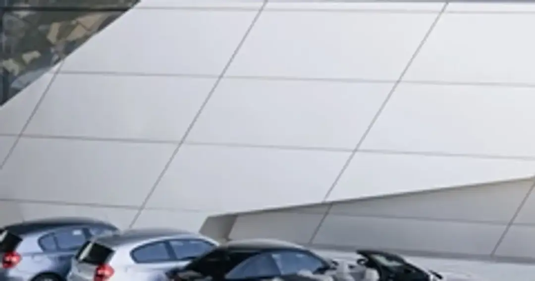 BMW 1 napęd na którą oś? Odkryj prawdę o F40 i jego zaletach