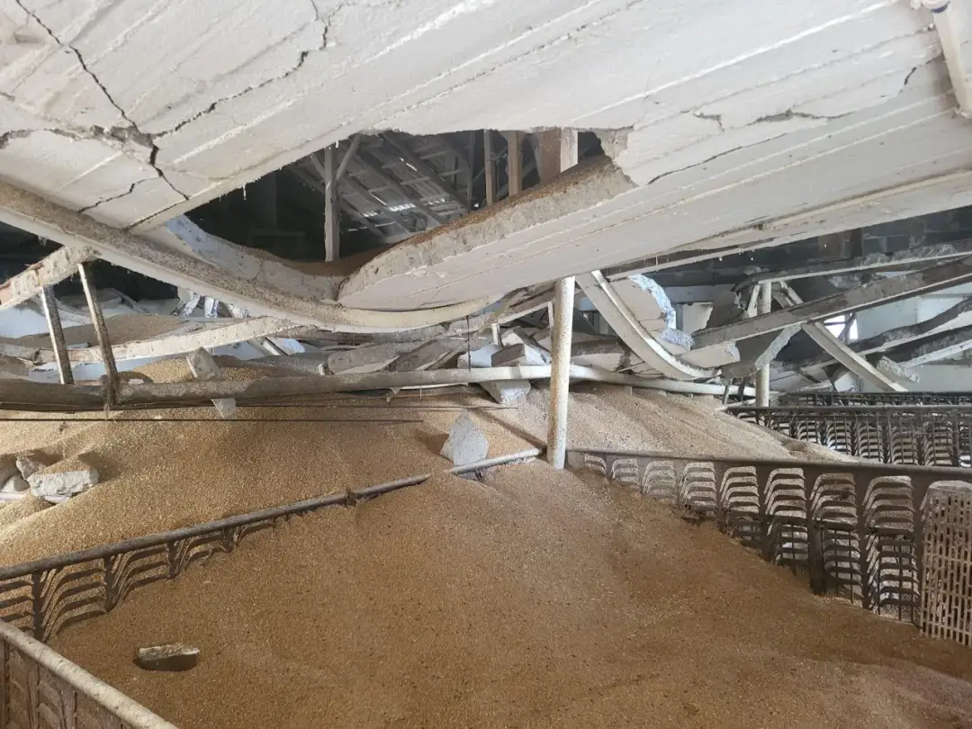 Zawalenie stropu w budynku: 7 oznak zagrożenia które musisz znać