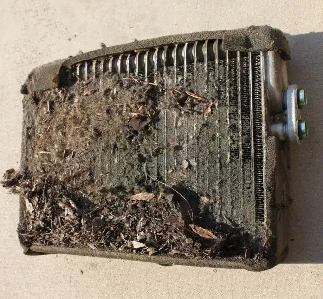 Zamarzający parownik klimatyzacji: przyczyny i skuteczne rozwiązania