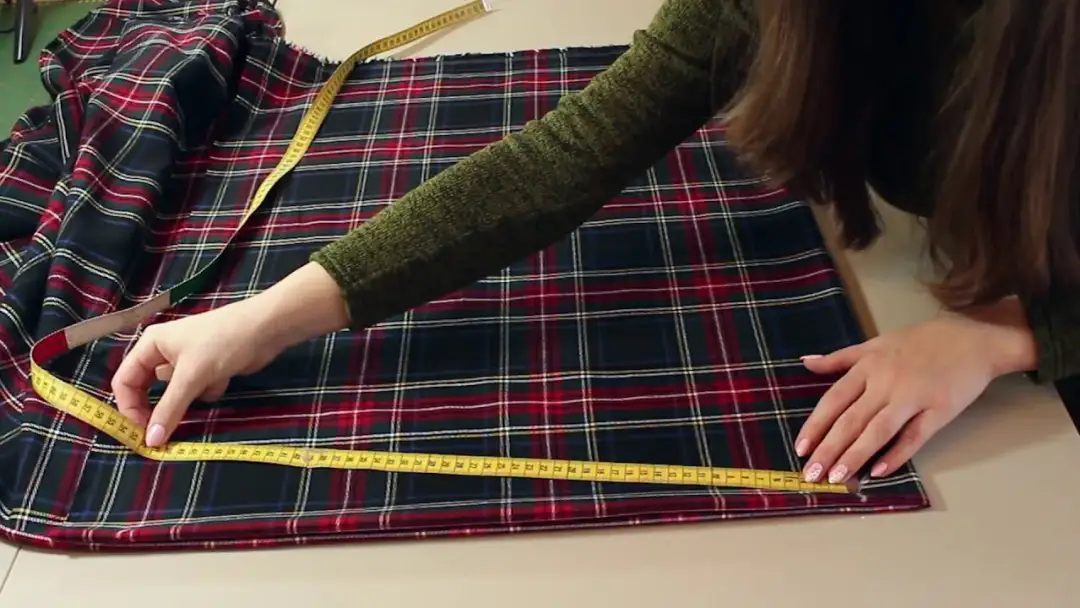 Jak uszyć spódnicę do kankana – łatwe kroki i praktyczne porady