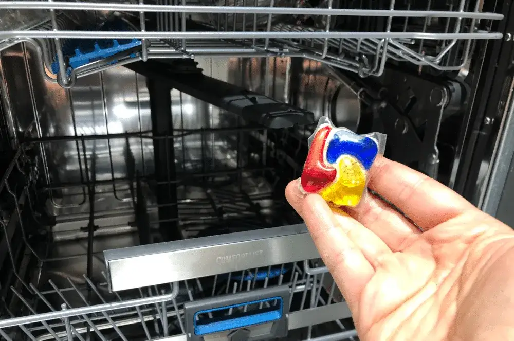 Dlaczego zmywarka nie pobiera tabletki? Oto najczęstsze przyczyny