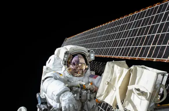 Niezwykłe eksploracje kosmosu: nowe technologie i inspiracje naukowe