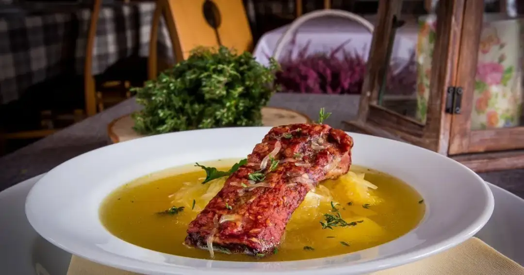 Sichlański Dworek menu – odkryj wyjątkowe dania i smaki