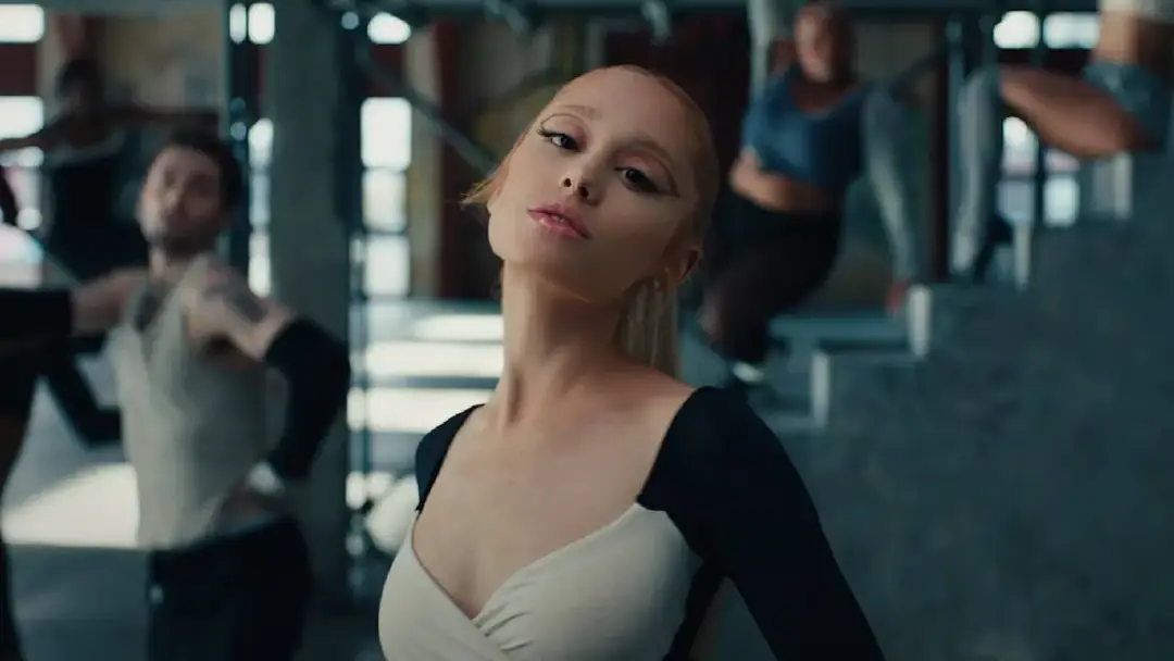 Ariana Grande zaskoczyła fanów nową piosenką yes, and?