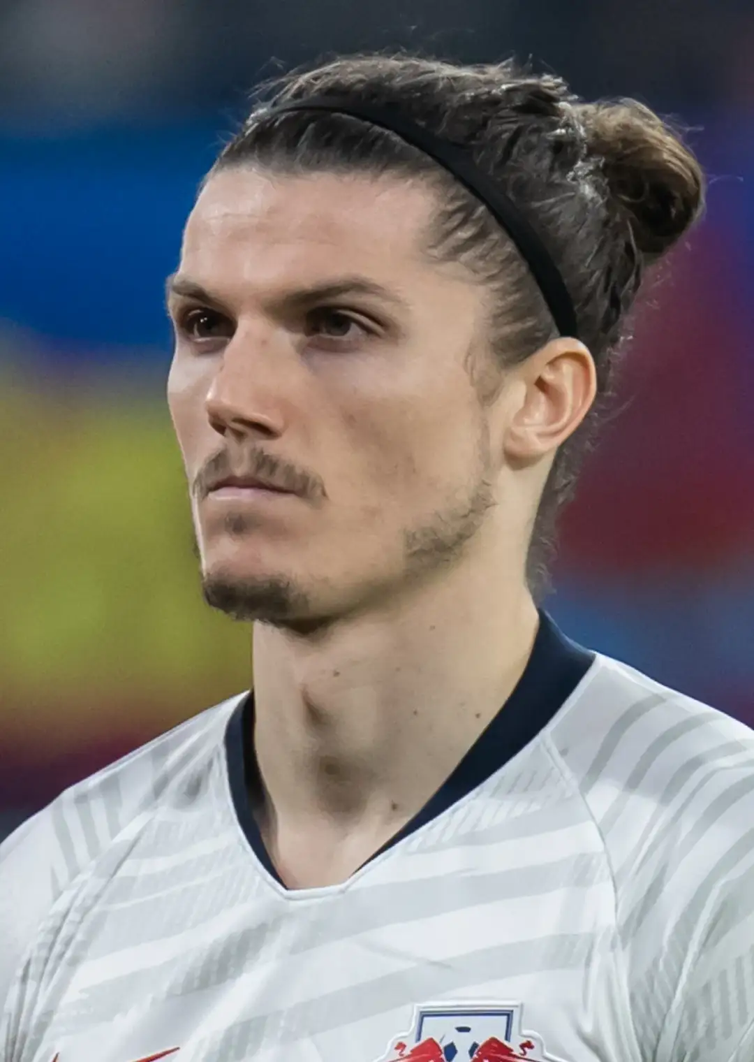 Ile waży grzejnik żeliwny 10 żeberek? Waga, wymiary i porady przed zakupem