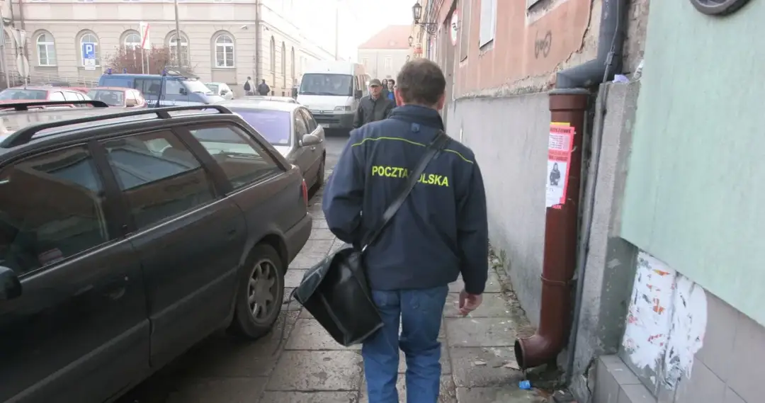 Kiedy pracownicy Poczty Polskiej dostaną akcje? Oto co musisz wiedzieć