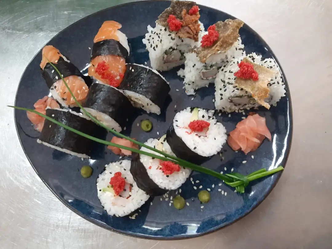 Jakie dodatki do sushi wybrać, by danie było idealne i pełne smaku?
