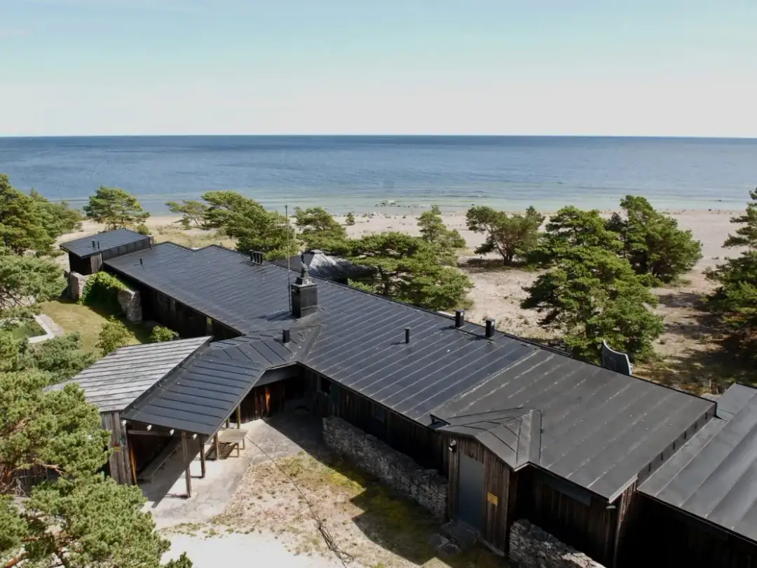 Wyspa Bergmana: Magiczne Fårö - Raj dla Miłośników Kina i Natury