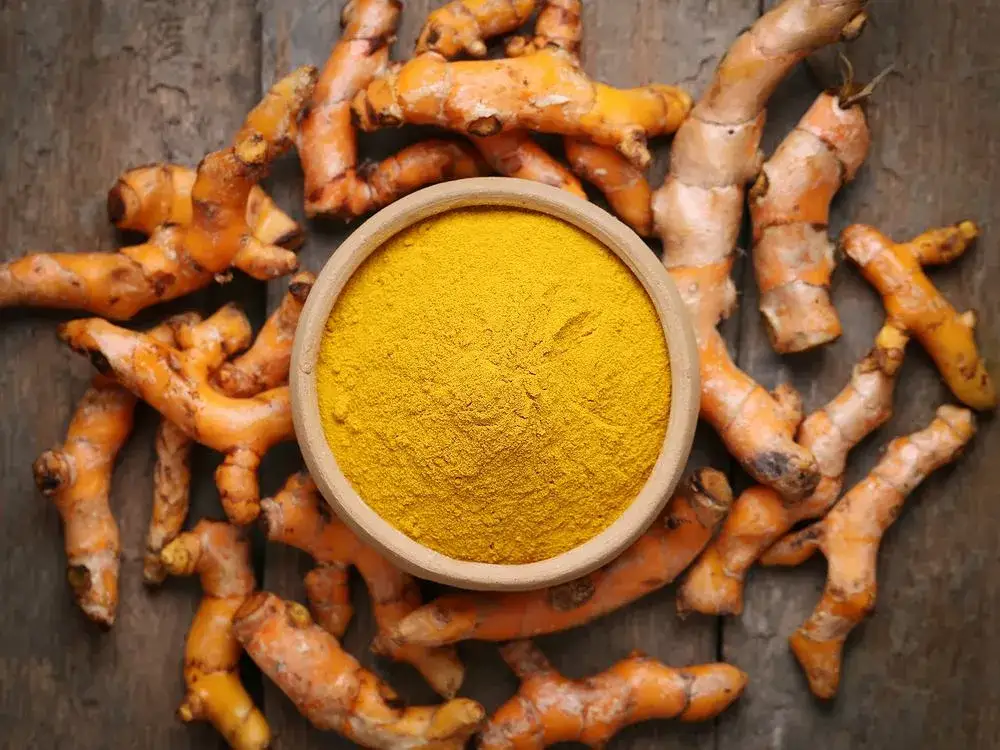 Kurkuma przyprawa do czego, poznaj jej niezwykłe zastosowania w kuchni