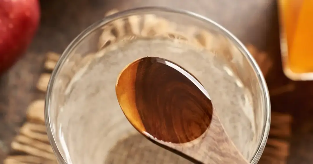 Jak zażywać ocet jabłkowy, aby uniknąć skutków ubocznych?