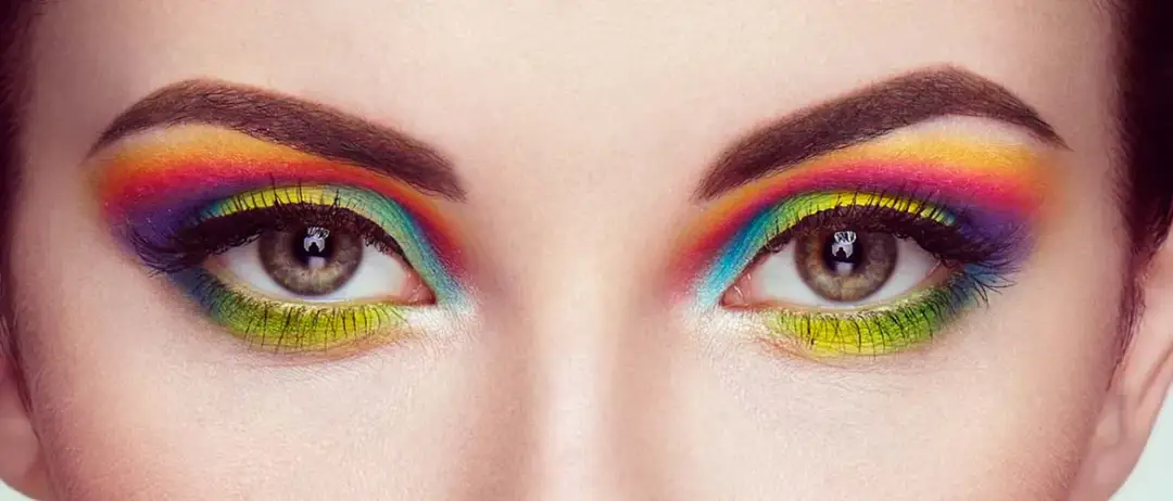 Makijaż u okulisty - dlaczego lepiej go zmyć przed badaniem wzroku?