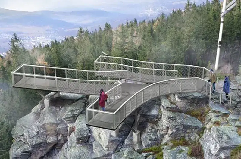 Wieża widokowa w Lądku-Zdroju: magiczna panorama Sudetów