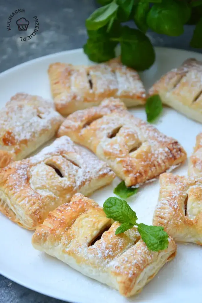 Jakie ciastka z ciasta francuskiego? Proste przepisy na pyszne smakołyki