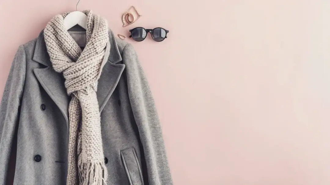 Płaszczyk wiosenny szary: To uniwersalny wybór na każdą okazję?