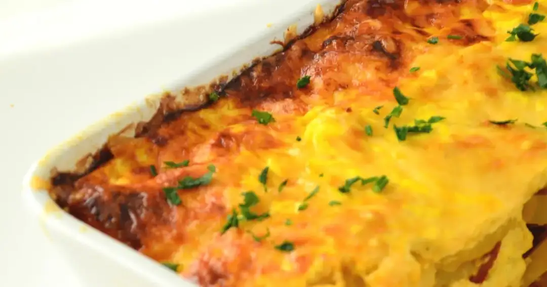 Pyszna zapiekanka ziemniaczana z chorizo – łatwy przepis na obiad