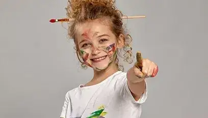 Jak wyczyścić farbę z ubrania? Skuteczne metody i porady na plamy