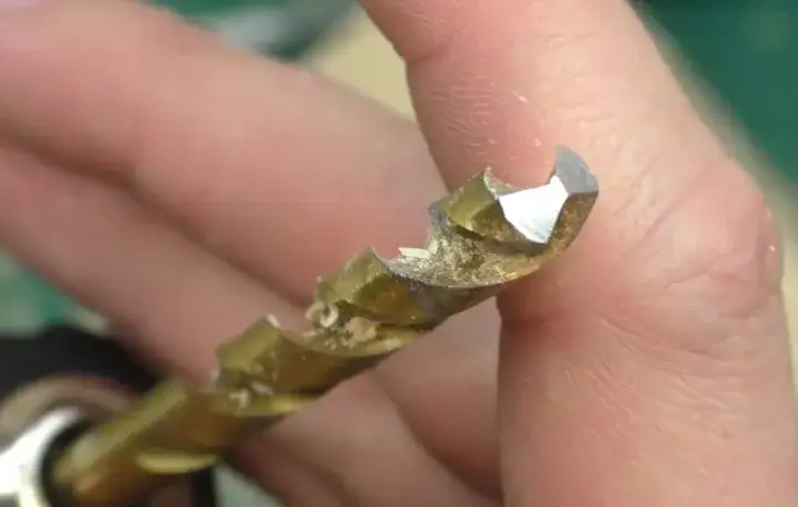 Czy można ostrzyć wiertła stopniowe? Praktyczne porady i ograniczenia ostrzenia