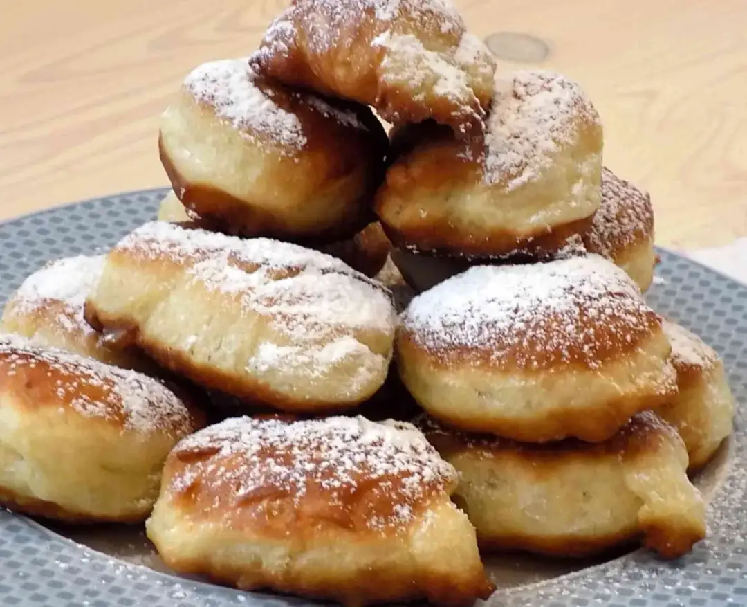 Szybkie racuchy drożdżowe z jabłkami z Thermomixa