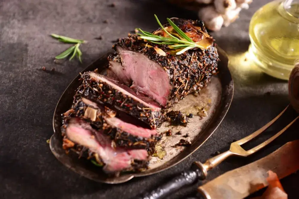 Czy mięso z dzika jest zdrowe? Odkryj jego właściwości odżywcze