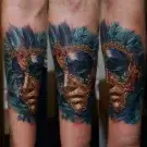 Tatuaż maska znaczenie: odkryj ukryte symbole i emocje w tatuażach