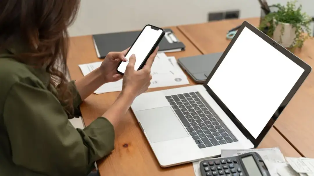 Jak odzyskać swoje konto na Facebooku i uniknąć oszustw