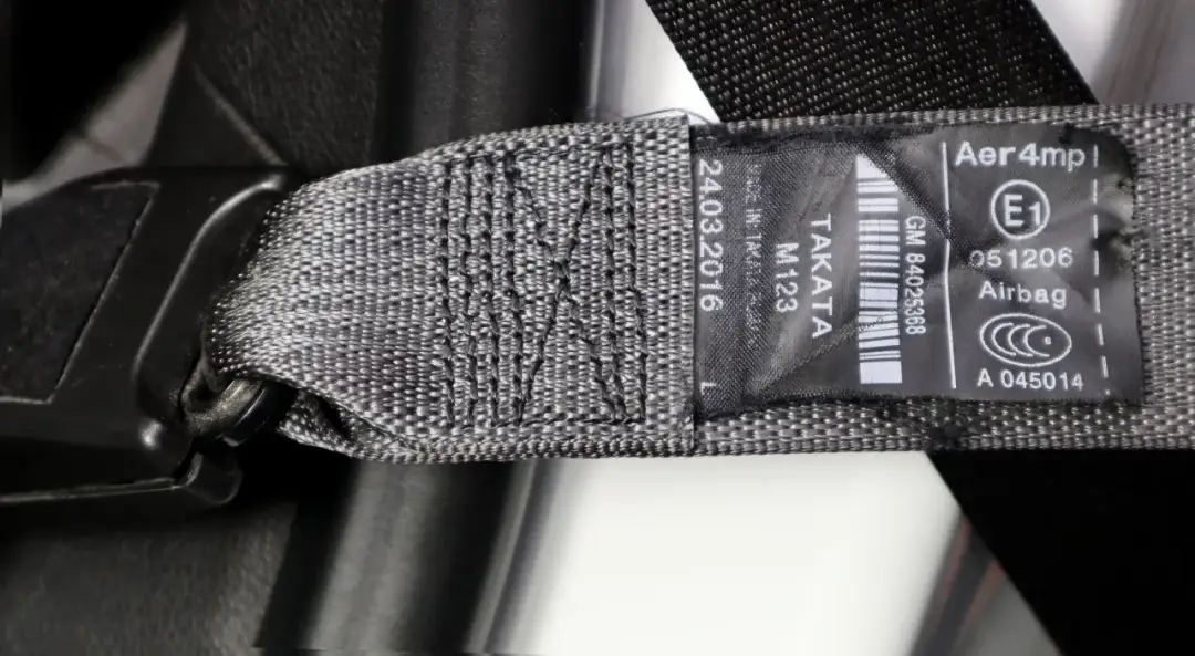 Sicherheitsgurt auto wechseln: So vermeiden Sie gefährliche Mängel