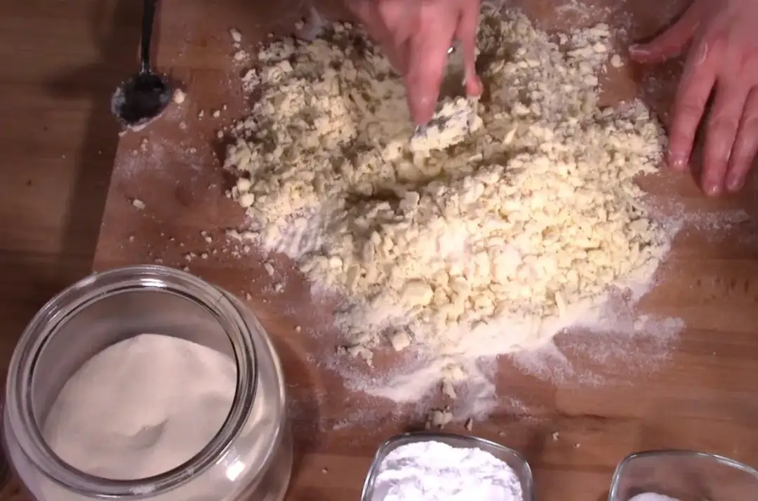 Kruche ciasto na krupczatce przepis – idealna chrupkość bez wysiłku