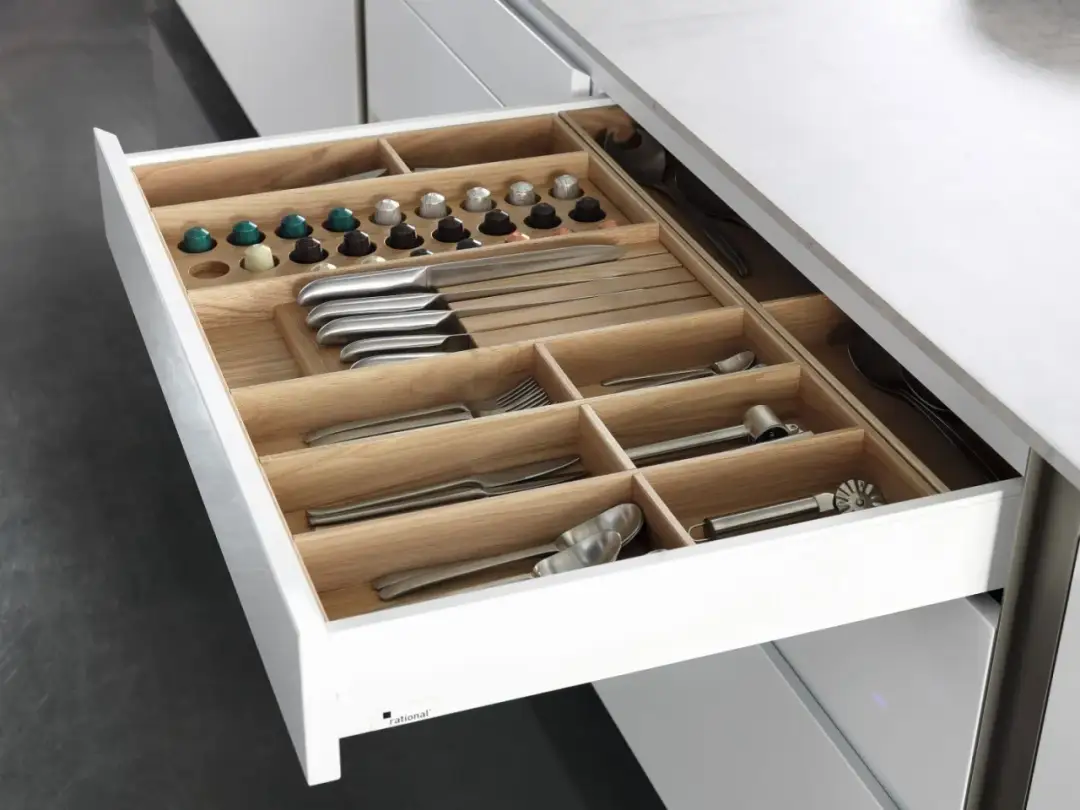 Jak zrobić szuflady do kuchni - uniknij najczęstszych błędów w budowie