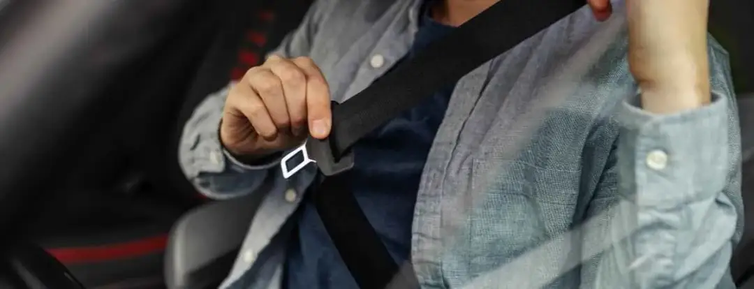 Czy pasy bezpieczeństwa są obowiązkowe? Przepisy, kary i wyjątki, które musisz znać