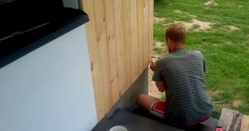 Jak zamontować deskę elewacyjną: Poradnik krok po kroku