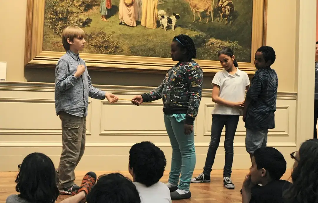 Produkcje, które łączą rozrywkę z głębszym przesłaniem i refleksją