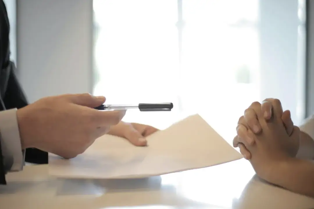 Waloryzacja darowizn pieniężnych – na czym polega i jakie są jej cele?